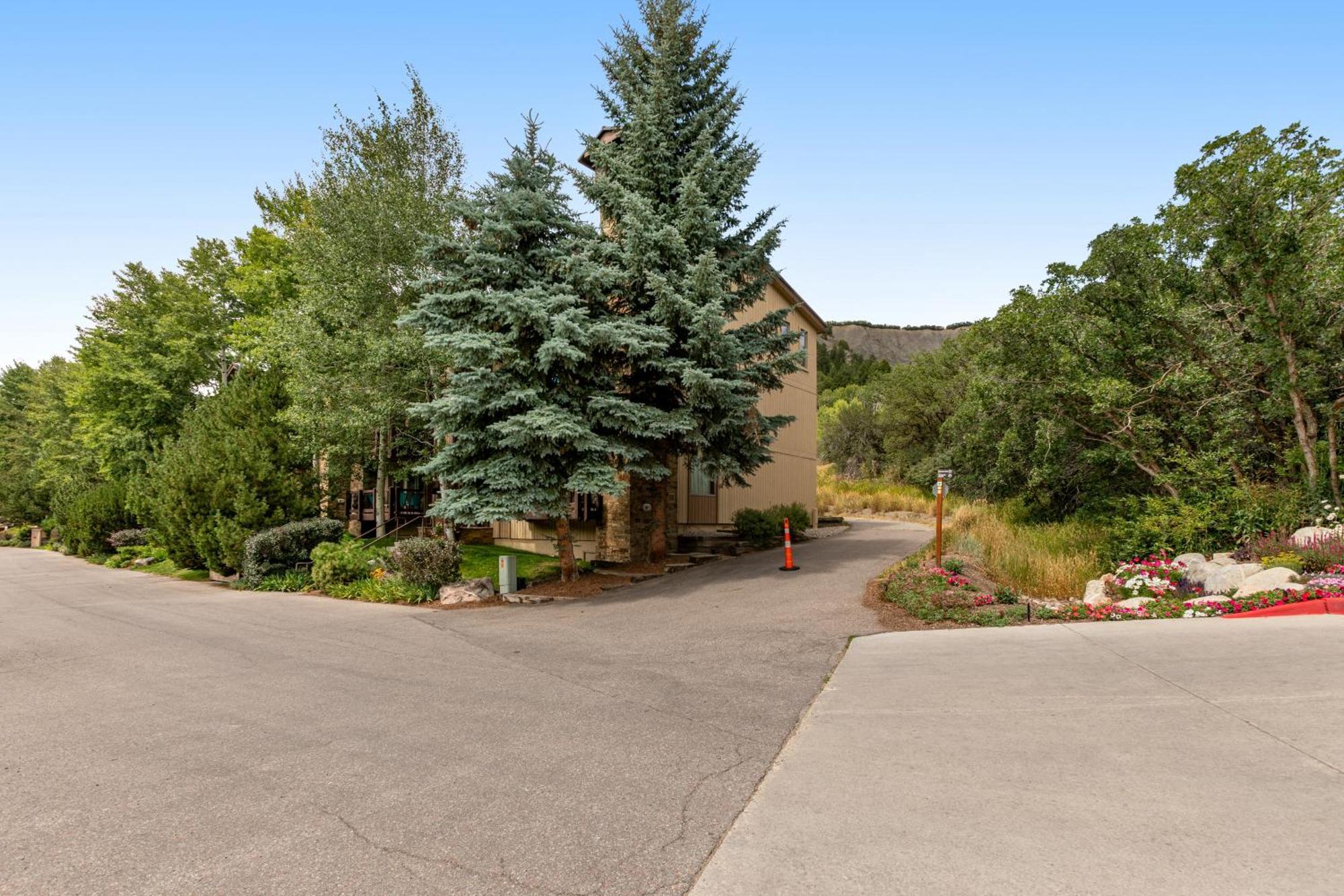 Woodbridge Condo By Snowmass Vacations スノーマス・ビレッジ エクステリア 写真